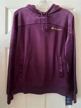 NWT Champion Women’s Plum Velour Hooded Pullover Sweatshirt- Medium